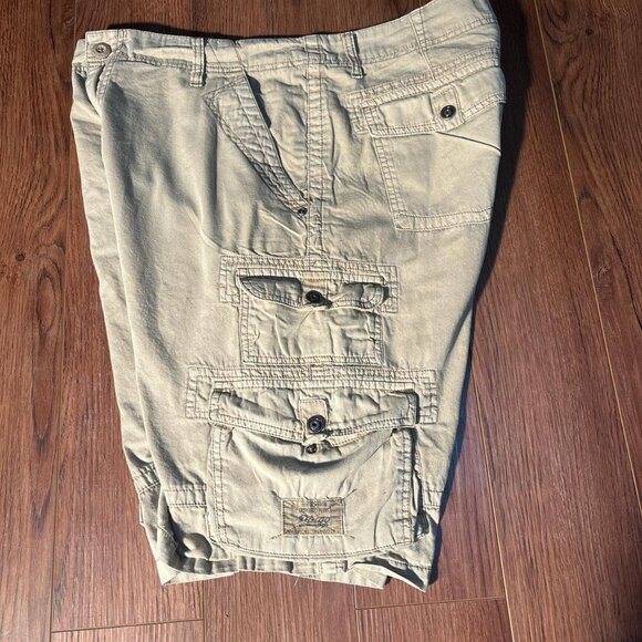 - Plugg Shorts: men’s - Picture 4 of 8